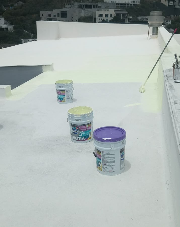 Trabajo de impermeabilización de Q-MÁS Roofing